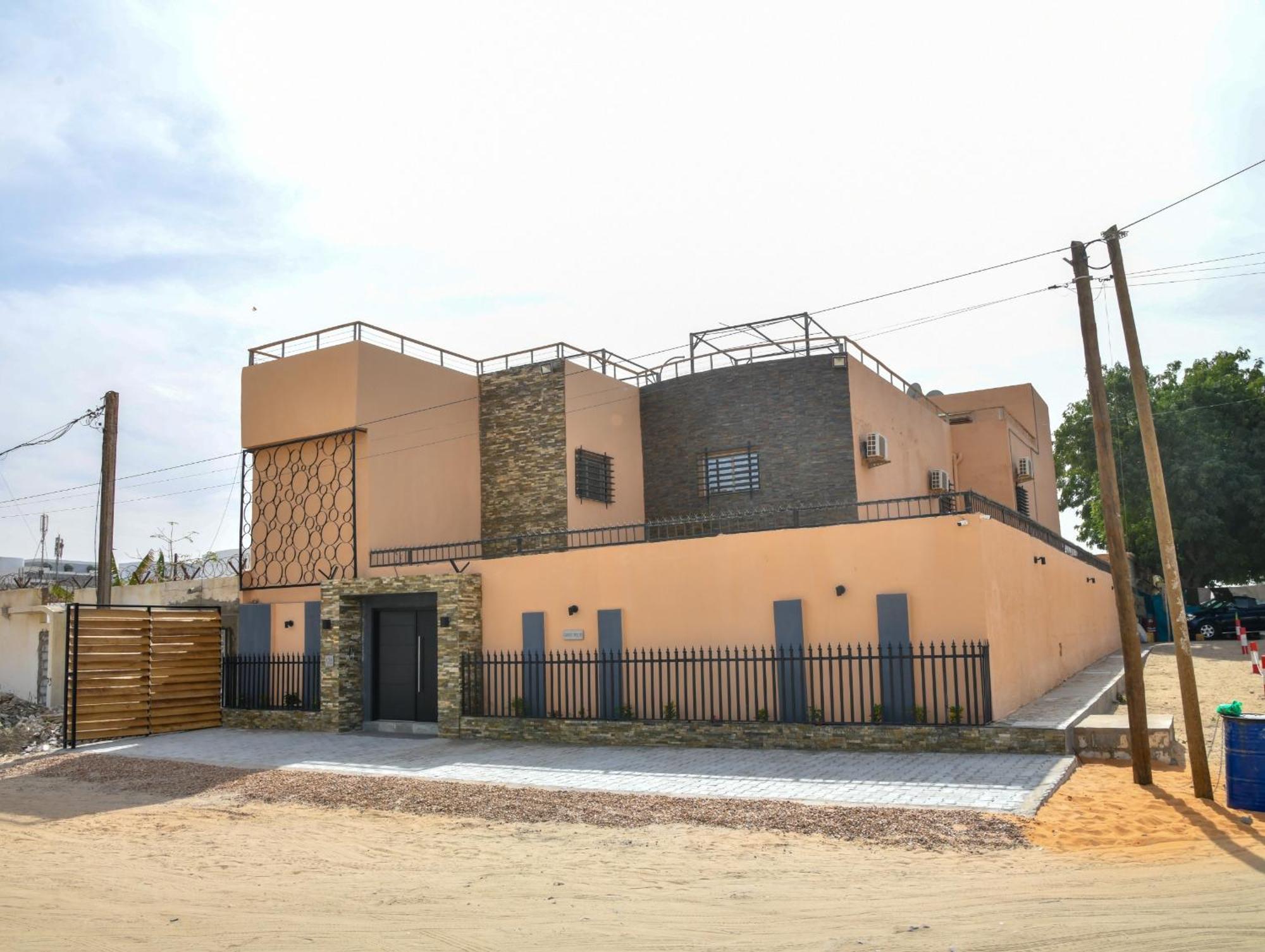 Quatre Saisons Hotel Nouakchott Buitenkant foto